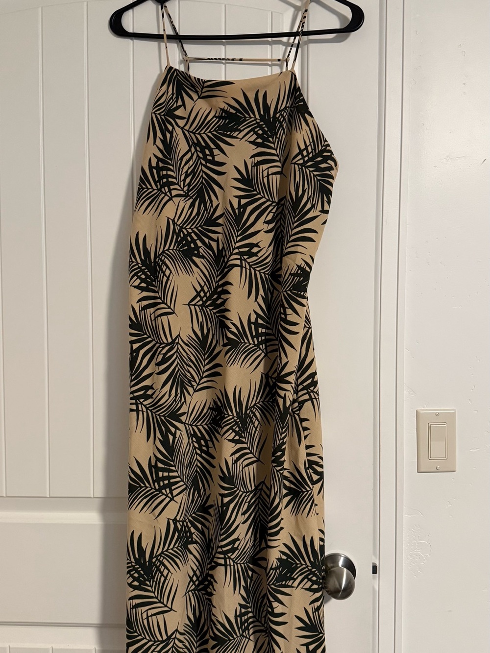 bobeau Beige Maxi Skirt with Black Tropical Leaf Print